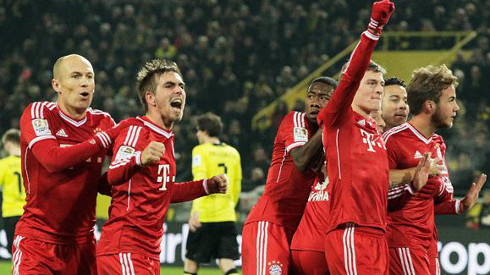Varios jugadores del Bayern celebran un gol durante esta temporada.